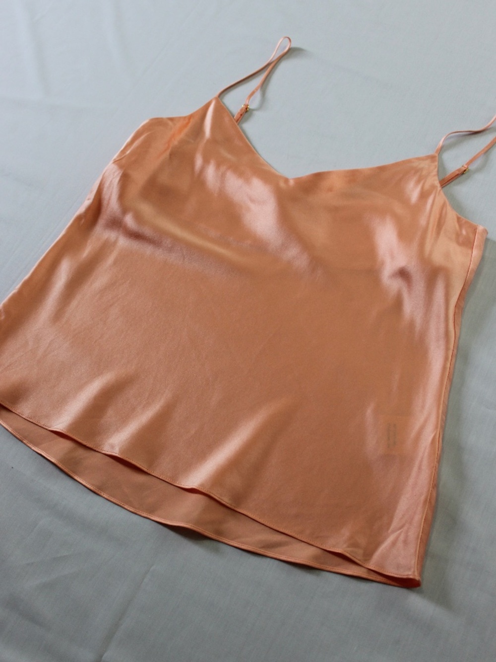 St. Cloud Label Silk Cowl Neck Camisole Peach Coral Size Small - Picture 5 of 8